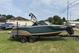 2025 MasterCraft NXT22 - Sold Boat