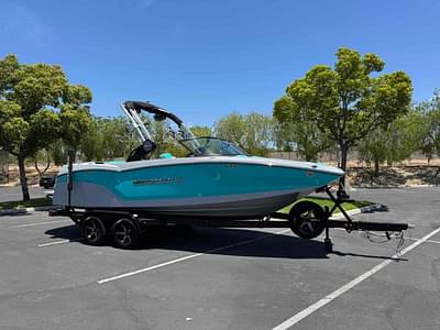 BOATZON | MasterCraft NXT22 2025