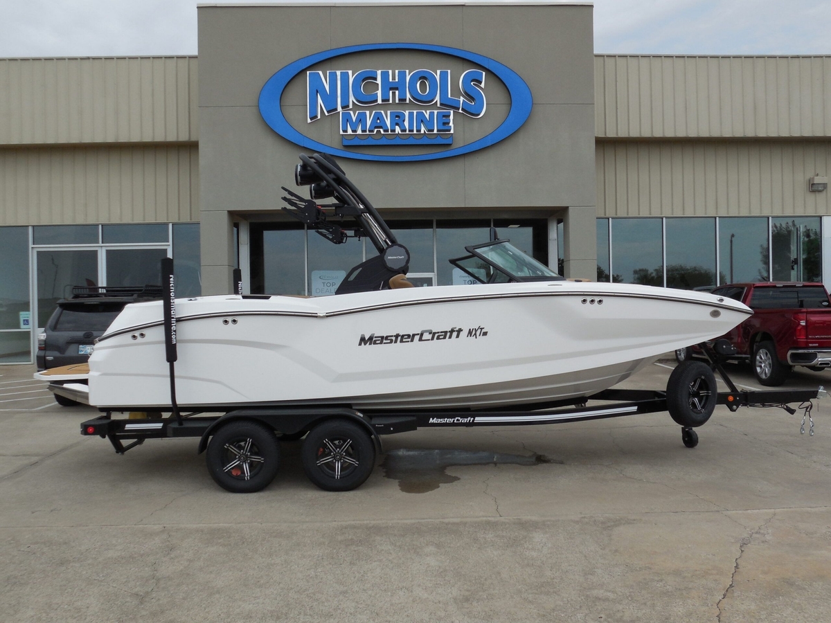 2025 MasterCraft NXT22 - Sold Boat