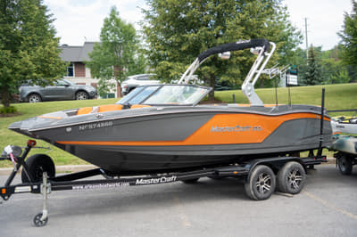 BOATZON | MasterCraft NXT22 Consignment 2018
