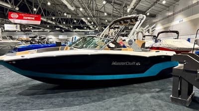 BOATZON | MasterCraft NXT23 2026