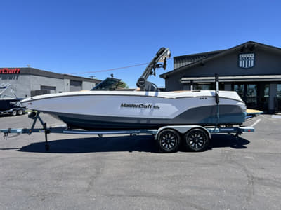 BOATZON | MasterCraft NXT24 2026