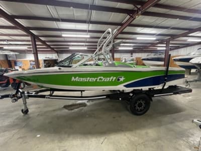 BOATZON | MasterCraft ProStar 2018