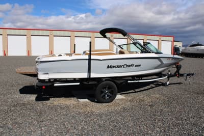 BOATZON | MasterCraft Prostar 2023