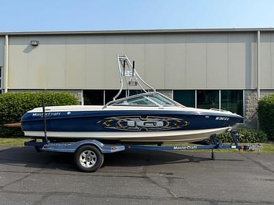 BOATZON | MasterCraft X10 2004
