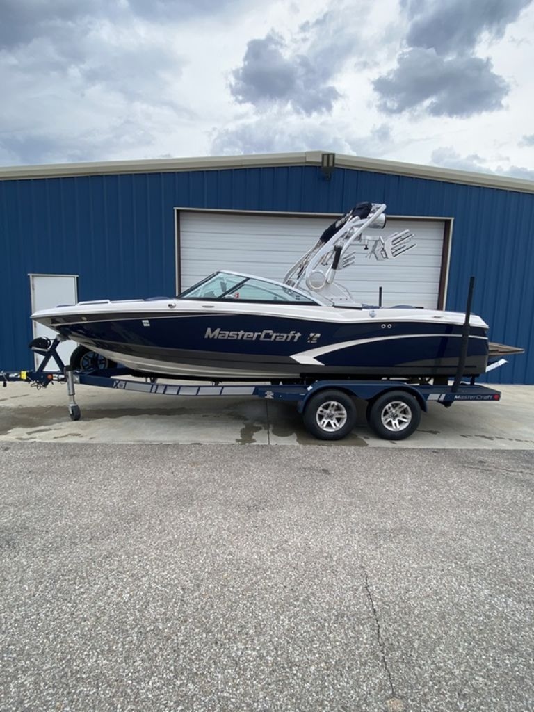 2014 MasterCraft X10 - Sold Boat