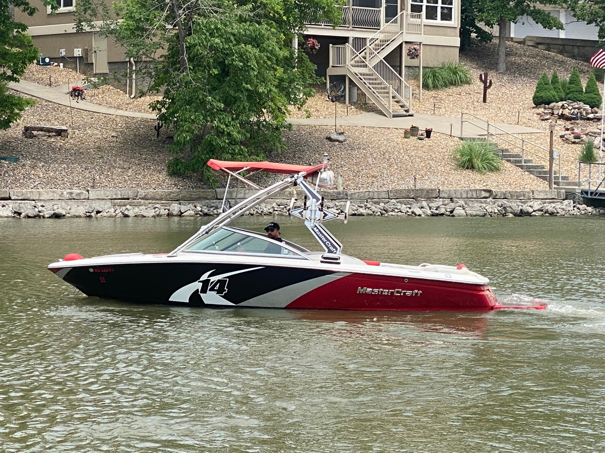 2011 MasterCraft X14 - Sold Boat