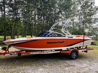 BOATZON | MasterCraft X14V 2014