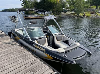 BOATZON | MasterCraft X2 2011