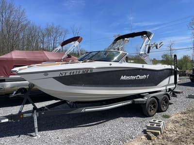 BOATZON | MasterCraft X22 2021 BOATZON | MasterCraft X22 2021