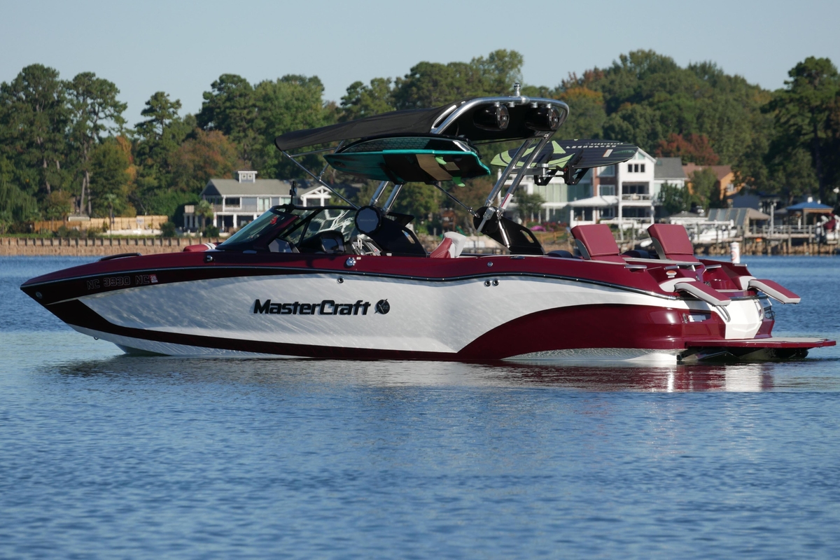 2022 MasterCraft X22 - Sold Boat