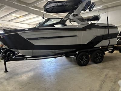 BOATZON | MasterCraft X22 2027
