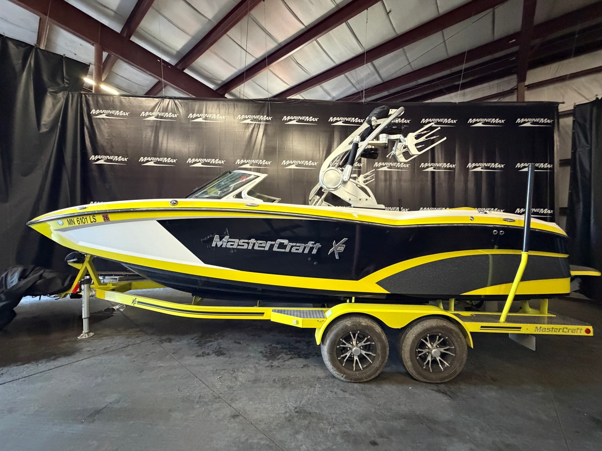 2016 Mastercraft X23 - Sold Boat