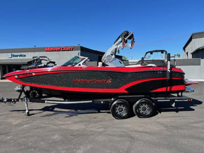 BOATZON | MasterCraft X23 2018