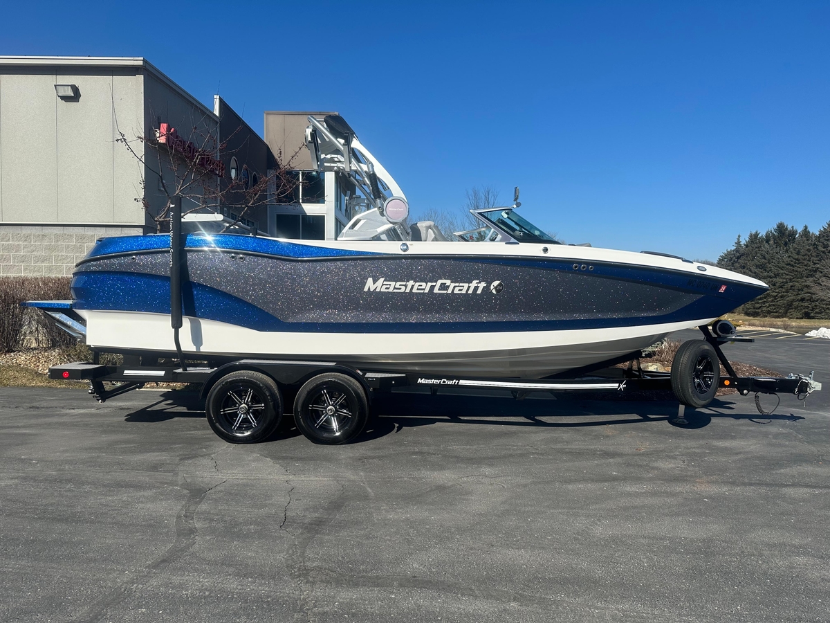 2020 MasterCraft X24 - Sold Boat