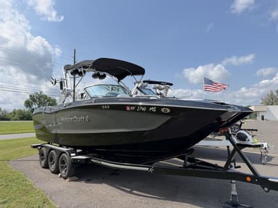 BOATZON | MasterCraft X24 2021