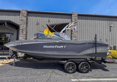 BOATZON | MasterCraft X24 2021