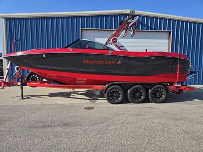 BOATZON | MasterCraft X24 2021