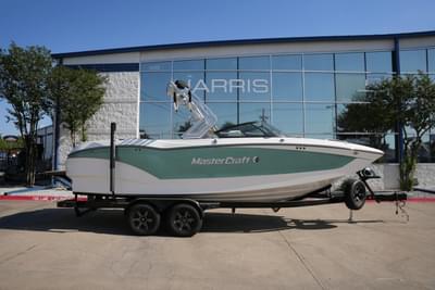 BOATZON | MasterCraft X24 2022