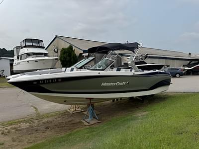 BOATZON | MasterCraft X26 2020