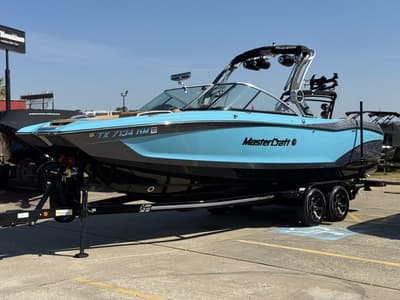 BOATZON | MasterCraft X26 2021
