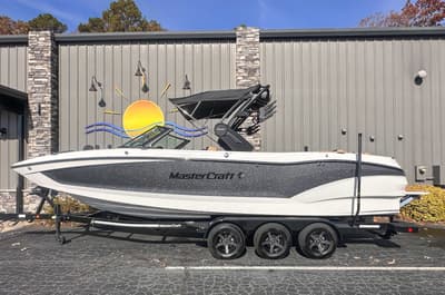 BOATZON | MasterCraft X26 2024