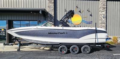 BOATZON | MasterCraft X26 2024