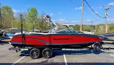 BOATZON | MasterCraft X46 2016