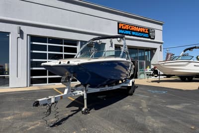 BOATZON | MasterCraft XStar 2010