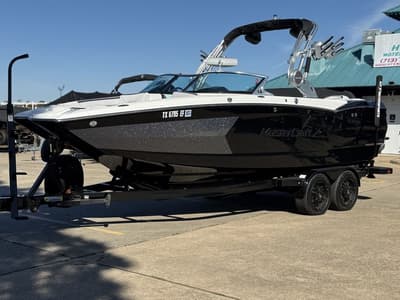 BOATZON | MasterCraft XStar 2018
