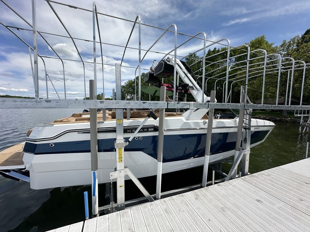 2025 MasterCraft XStar 25 - Sold Boat
