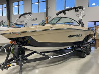 BOATZON | MasterCraft XT 22T 2024