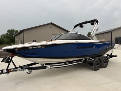 BOATZON | MasterCraft XT 23 2021