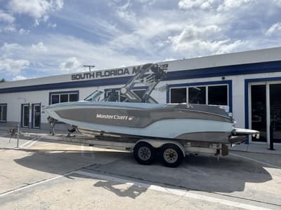 BOATZON | MasterCraft XT Series XT24 2026
