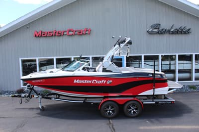 BOATZON | MasterCraft XT20 2017