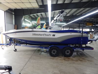 BOATZON | MasterCraft XT20 2019