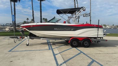 BOATZON | MasterCraft XT21 2019