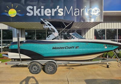 BOATZON | MasterCraft XT22 2021