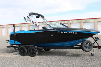 BOATZON | MasterCraft XT22 2021