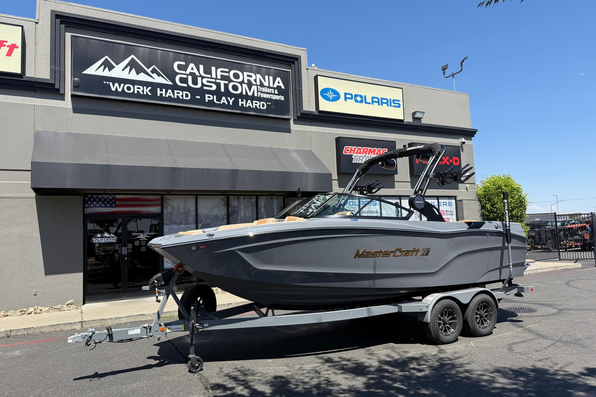 2025 MasterCraft XT22 - Sold Boat