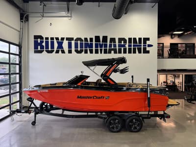 BOATZON | MasterCraft XT22 2025