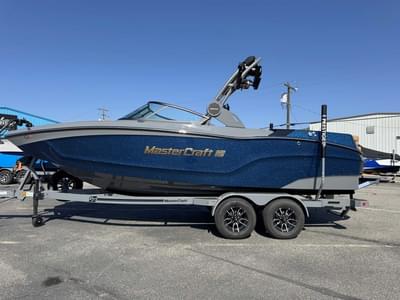 BOATZON | MasterCraft XT22 2026