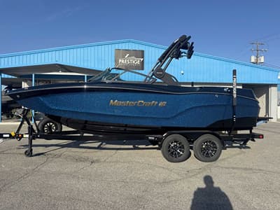 BOATZON | MasterCraft XT22 2027