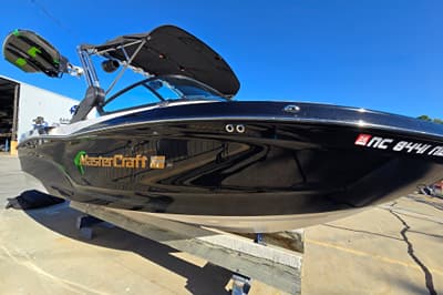 BOATZON | MasterCraft XT22 T 2024