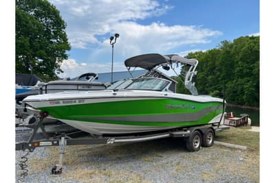 BOATZON | MasterCraft XT23 2017