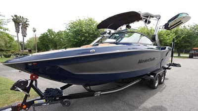 BOATZON | MasterCraft XT23 2022