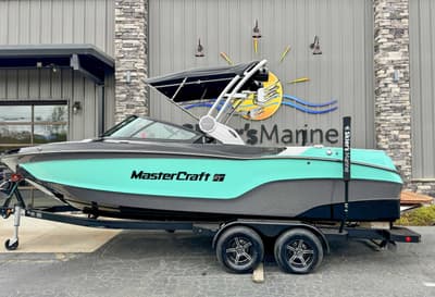 BOATZON | MasterCraft XT23 2022