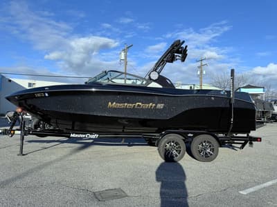 BOATZON | MasterCraft XT23 2025