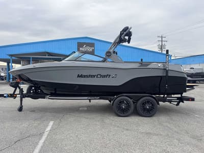 BOATZON | MasterCraft XT23 2026