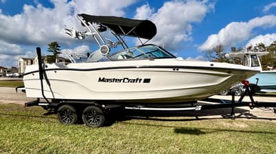 BOATZON | MasterCraft XT23 2026